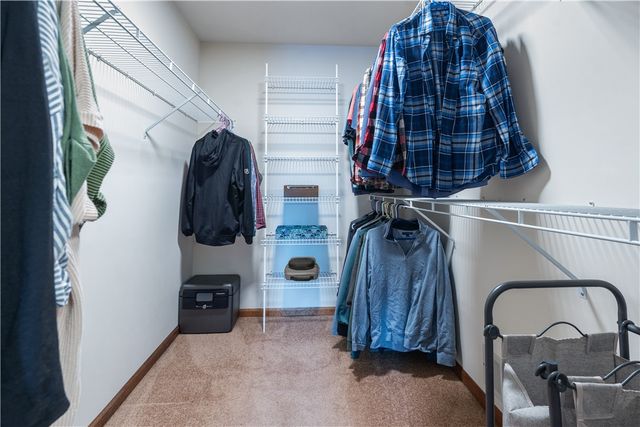 5914 King Hill Drive, Farmington, NY 14425