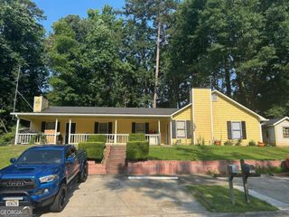 2128 Valley Oaks Drive, Smyrna, GA 30080