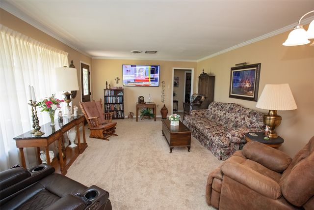 914 Fairview Street, Graham, TX 76450