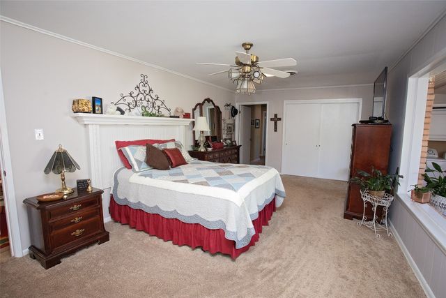 914 Fairview Street, Graham, TX 76450