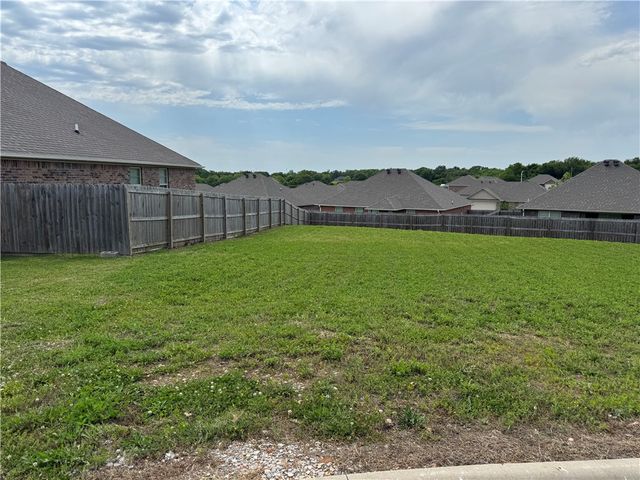 1005 Clearspring Court, Gentry, AR 72734