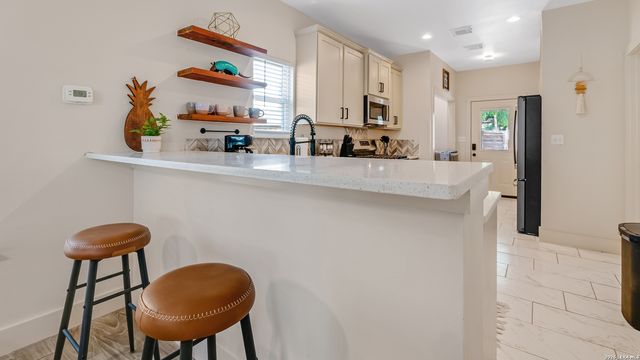 1227 Mason, San Antonio, TX 78208