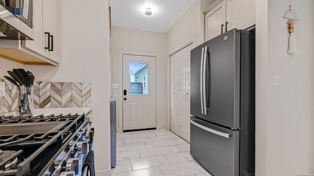 1227 Mason, San Antonio, TX 78208