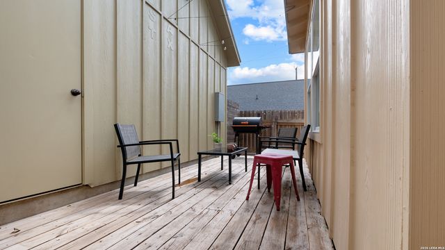 1227 Mason, San Antonio, TX 78208
