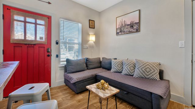 1227 Mason, San Antonio, TX 78208