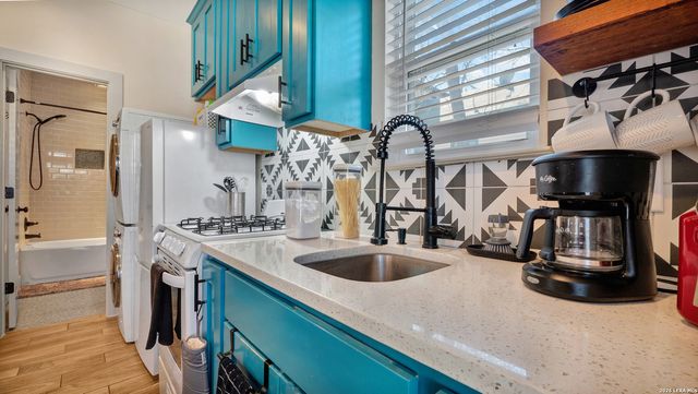 1227 Mason, San Antonio, TX 78208