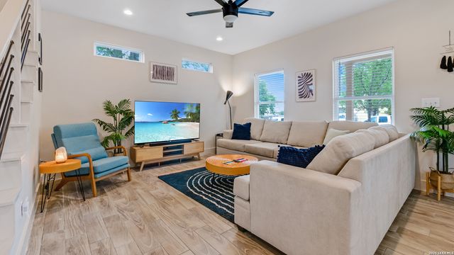 1227 Mason, San Antonio, TX 78208