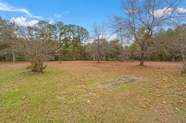 531 Vandross Road, Moncks Corner, SC 29461