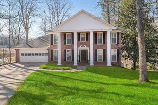 400 Fallen Leaf Lane, Roswell, GA 30075