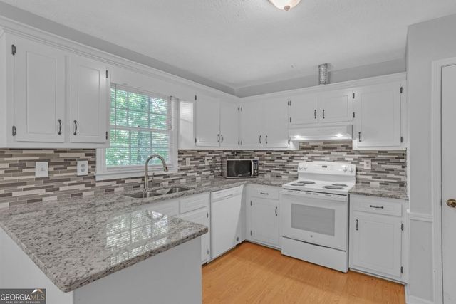 474 Russell Ridge Drive, Lawrenceville, GA 30043