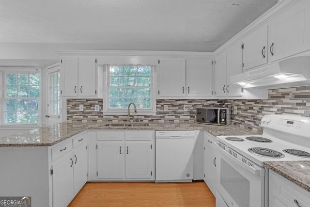 474 Russell Ridge Drive, Lawrenceville, GA 30043