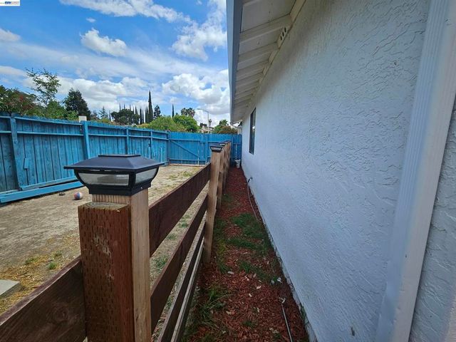 20 Dunes Way, Antioch, CA 94509