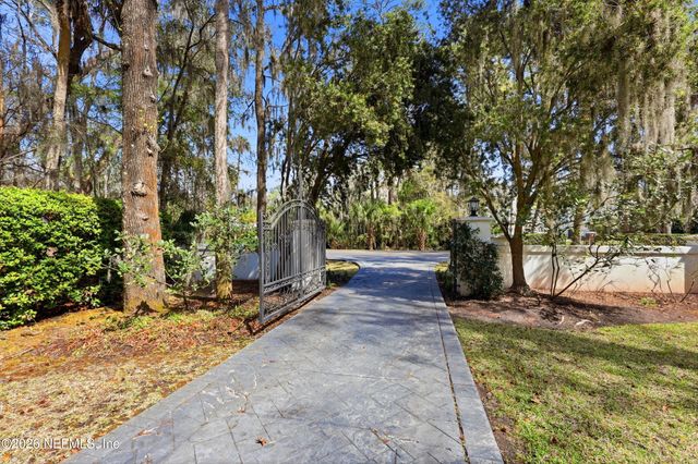 87 ROSCOE Boulevard N, Ponte Vedra Beach, FL 32082