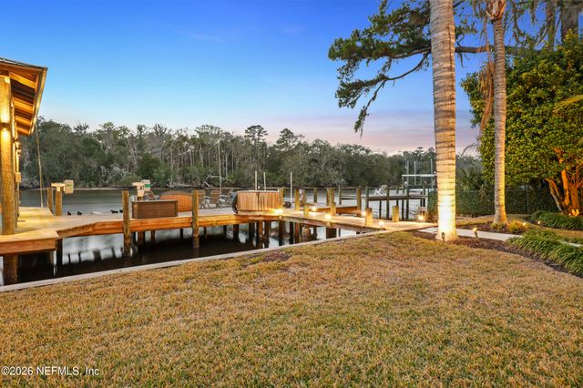 87 ROSCOE Boulevard N, Ponte Vedra Beach, FL 32082