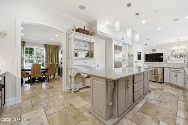 87 ROSCOE Boulevard N, Ponte Vedra Beach, FL 32082