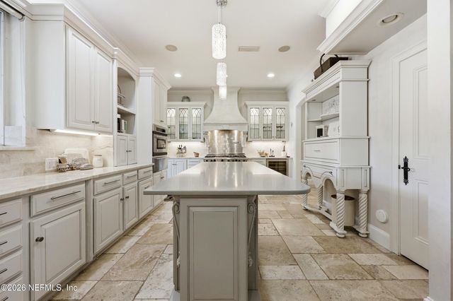 87 ROSCOE Boulevard N, Ponte Vedra Beach, FL 32082