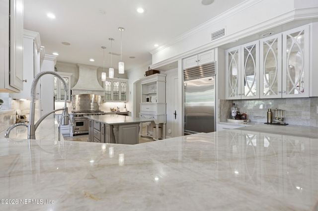 87 ROSCOE Boulevard N, Ponte Vedra Beach, FL 32082