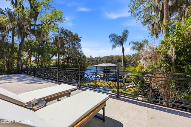 87 ROSCOE Boulevard N, Ponte Vedra Beach, FL 32082