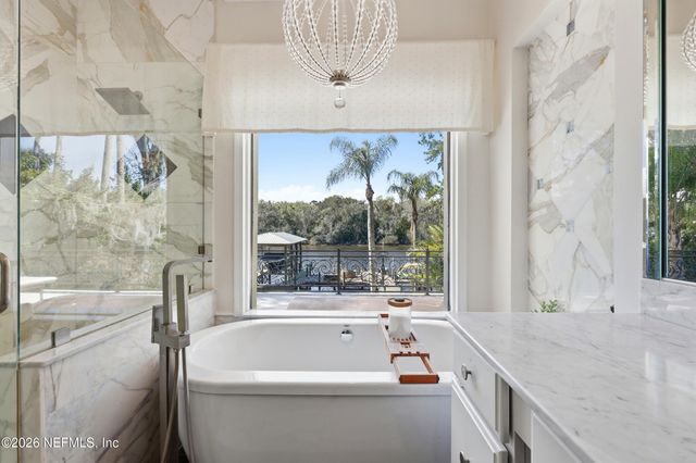 87 ROSCOE Boulevard N, Ponte Vedra Beach, FL 32082