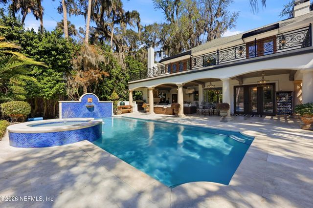 87 ROSCOE Boulevard N, Ponte Vedra Beach, FL 32082