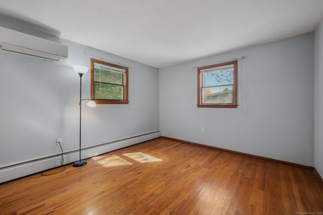 84 Camp Street, Middletown, CT 06457