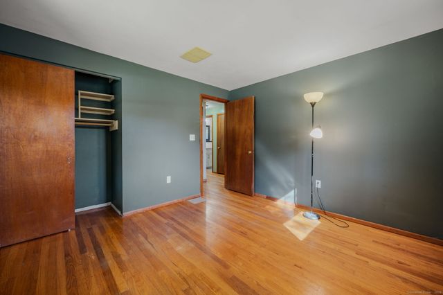 84 Camp Street, Middletown, CT 06457