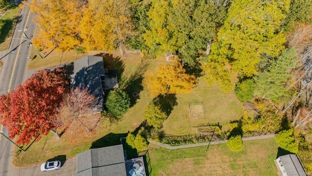 84 Camp Street, Middletown, CT 06457