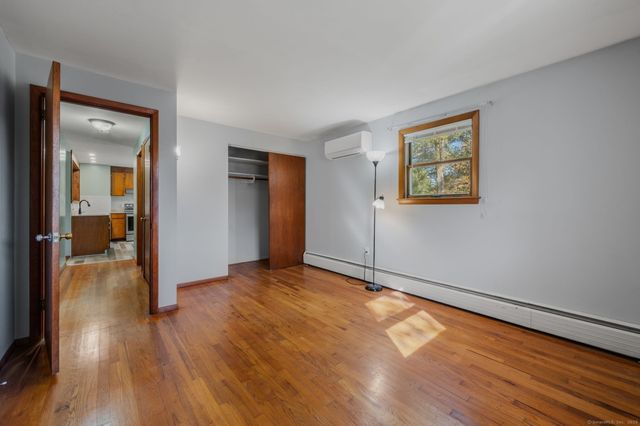 84 Camp Street, Middletown, CT 06457