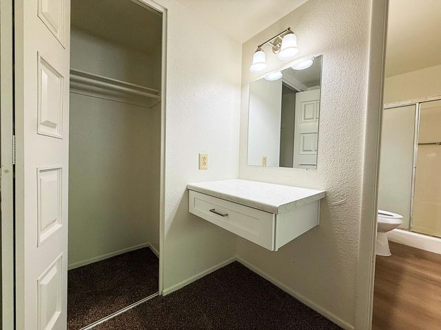 5208 W Calavar Road, Glendale, AZ 85306