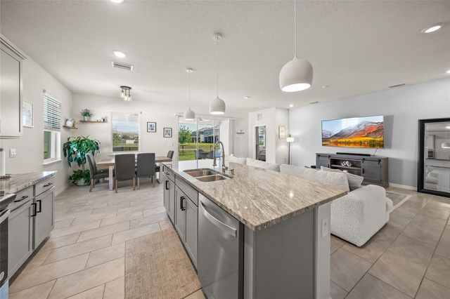 2013 MIDNIGHT PEARL DRIVE, Sarasota, FL 34240