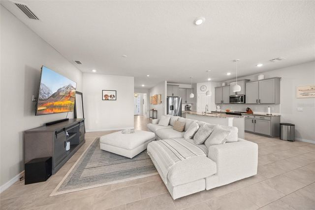 2013 MIDNIGHT PEARL DRIVE, Sarasota, FL 34240