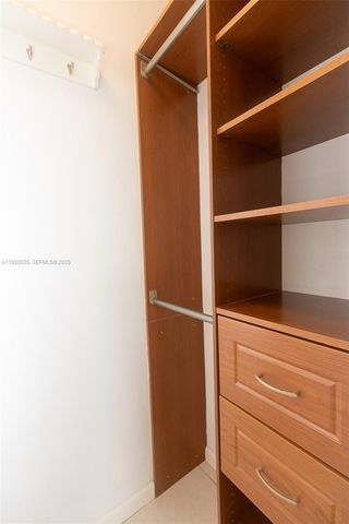 2841 NE 163rd St 706, North Miami Beach, FL 33160