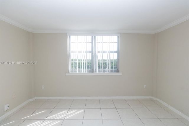 2841 NE 163rd St 706, North Miami Beach, FL 33160