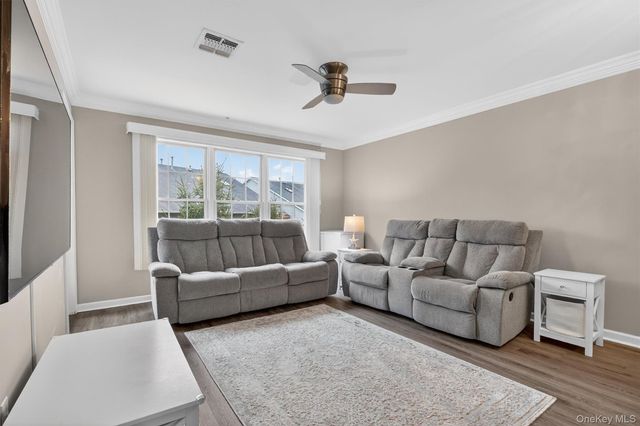 3 Cross Street 104, Suffern, NY 10901