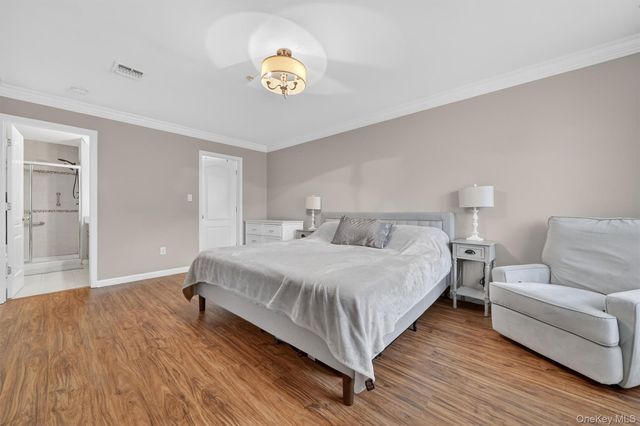 3 Cross Street 104, Suffern, NY 10901