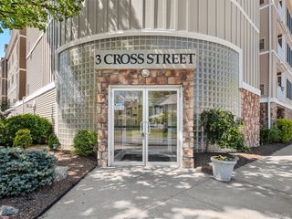 3 Cross Street 104, Suffern, NY 10901