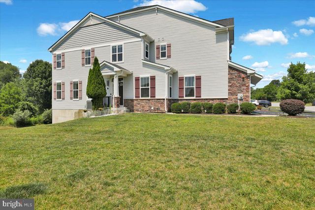3250 KRISTA LN, Chester Springs, PA 19425