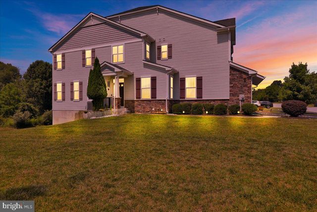 3250 KRISTA LN, Chester Springs, PA 19425