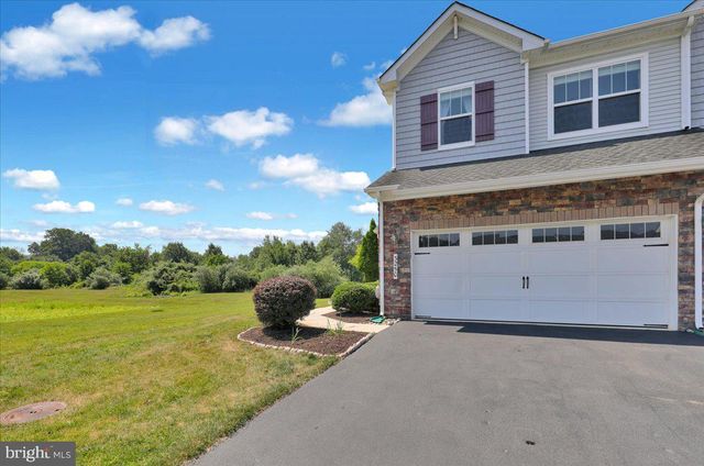 3250 KRISTA LN, Chester Springs, PA 19425
