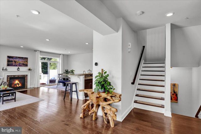 3250 KRISTA LN, Chester Springs, PA 19425
