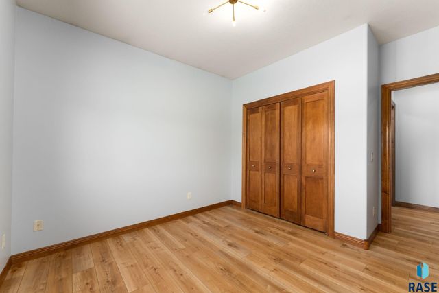 7616 W Stanford Dr Drive, Sioux Falls, SD 57106