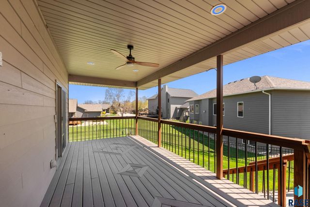 7616 W Stanford Dr Drive, Sioux Falls, SD 57106