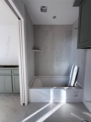 2692 S May Avenue, Guthrie, OK 73044