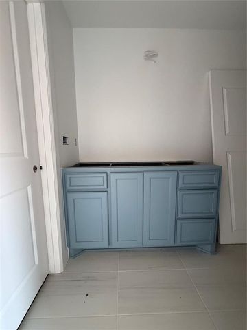 2692 S May Avenue, Guthrie, OK 73044