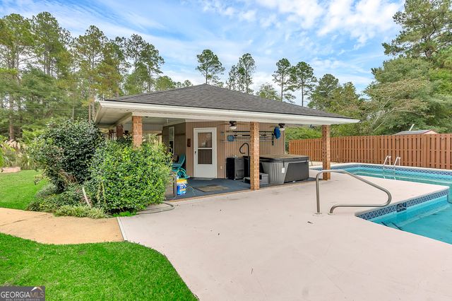 1296 McQuaig Street NW, Cairo, GA 39828