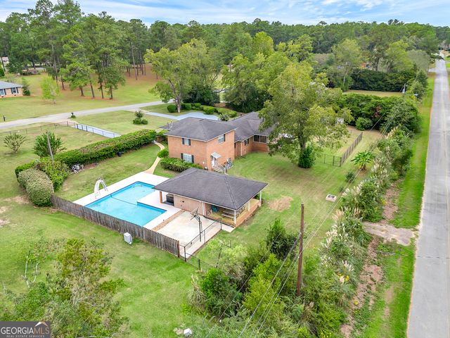 1296 McQuaig Street NW, Cairo, GA 39828