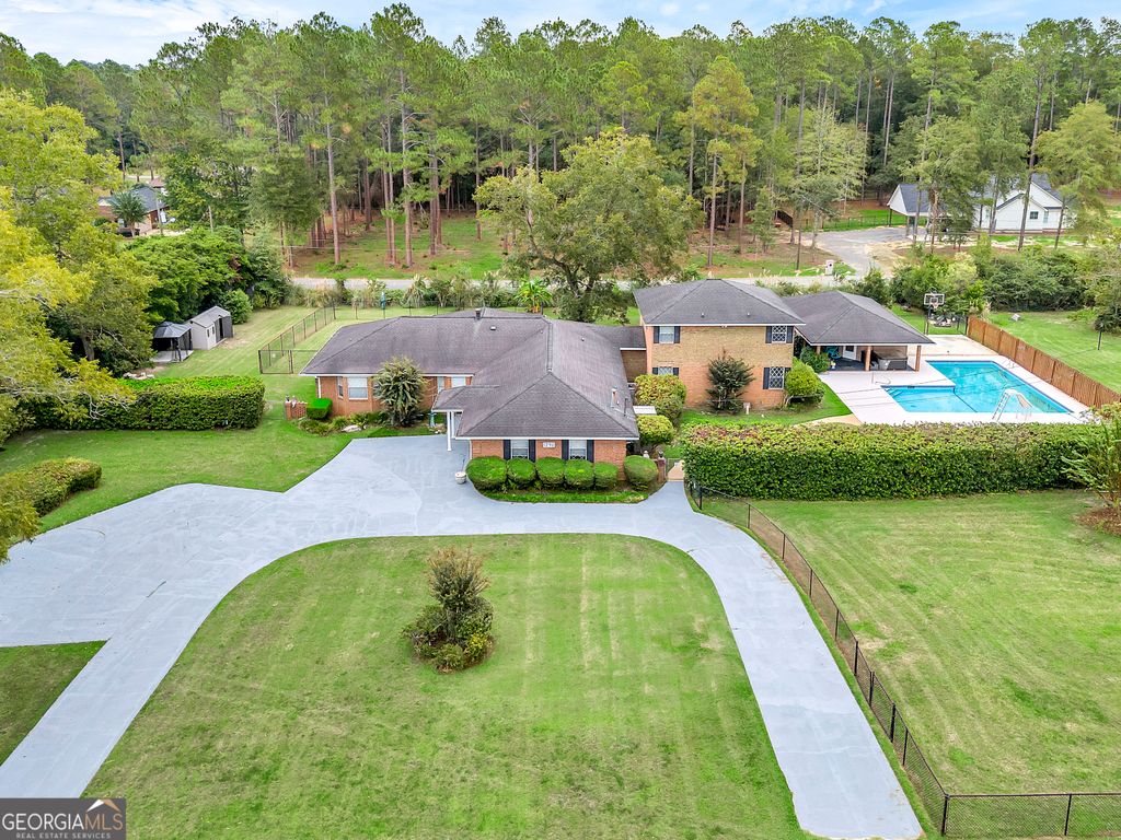 1296 McQuaig Street NW, Cairo, GA 39828