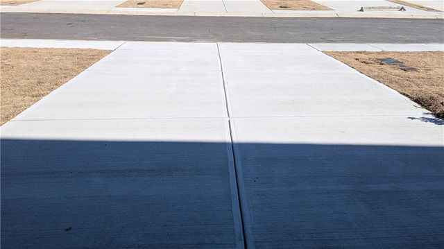 427 Lanier Circle, Woodstock, GA 30189