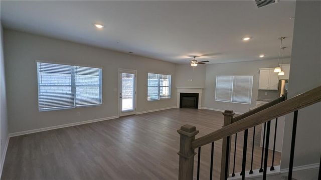 427 Lanier Circle, Woodstock, GA 30189