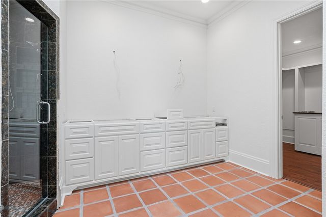 304 Estes Dr, Rockport, TX 78382